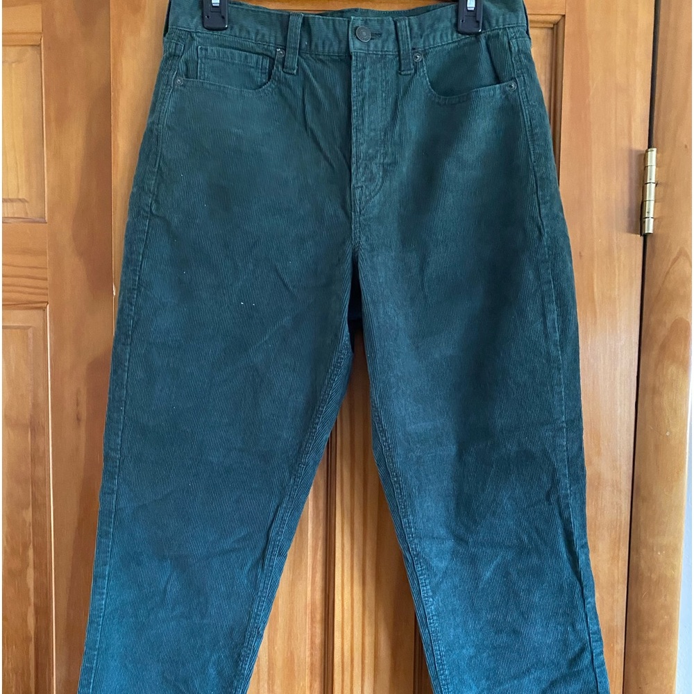 American Eagle Forrest Green Corduroy Mom Jeans.